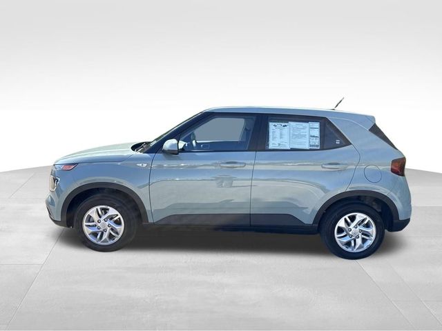 2025 Hyundai Venue SE