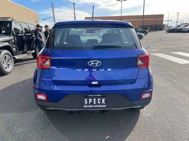 2025 Hyundai Venue SE