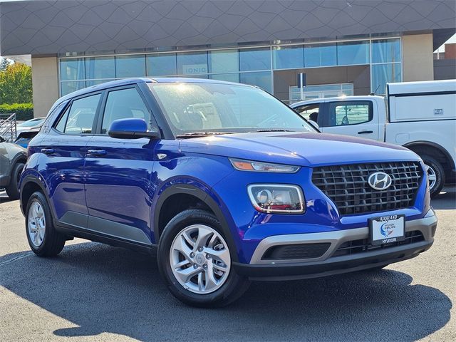 2025 Hyundai Venue SE