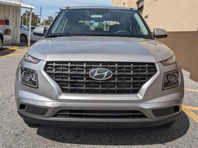 2025 Hyundai Venue SE