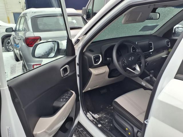 2025 Hyundai Venue SEL