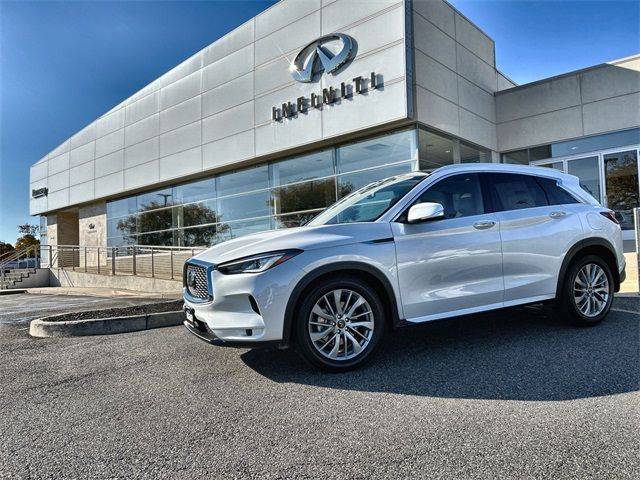 2025 INFINITI QX50 Luxe