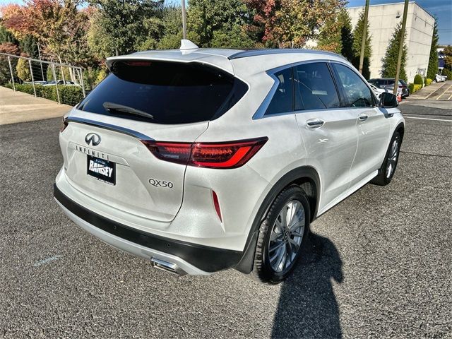 2025 INFINITI QX50 Luxe