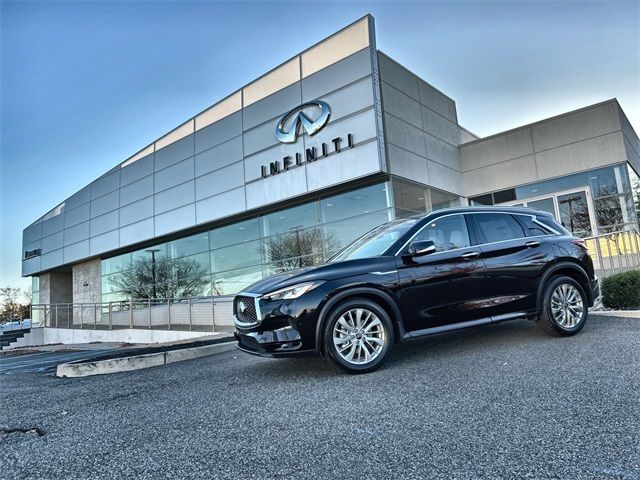 2025 INFINITI QX50 Luxe