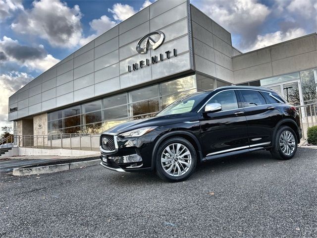 2025 INFINITI QX50 Luxe