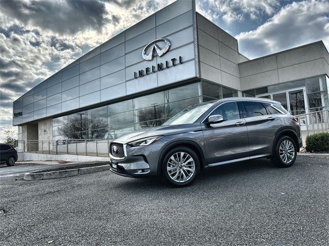 2025 INFINITI QX50 Luxe