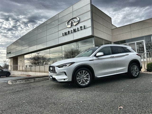 2025 INFINITI QX50 Luxe