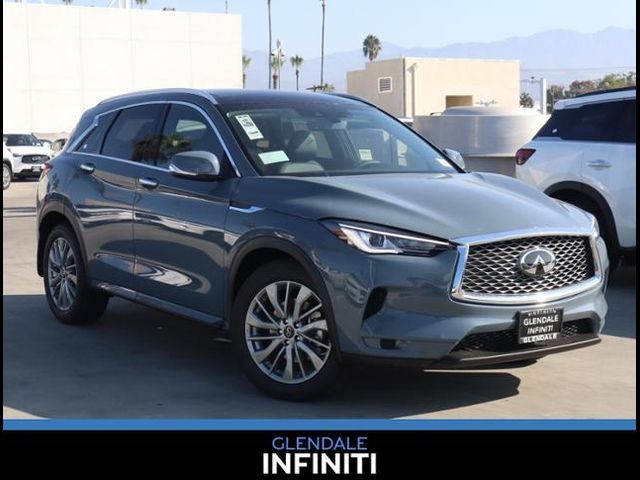 2025 INFINITI QX50 Luxe