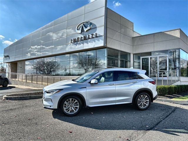 2025 INFINITI QX50 Luxe