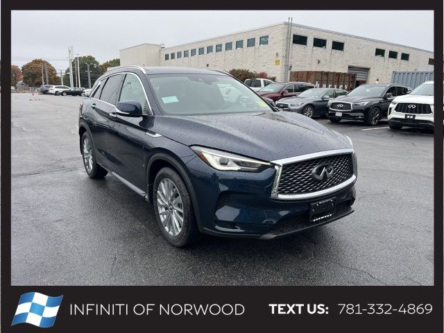 2025 INFINITI QX50 Luxe