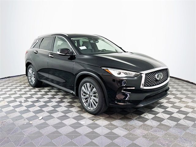 2025 INFINITI QX50 Luxe