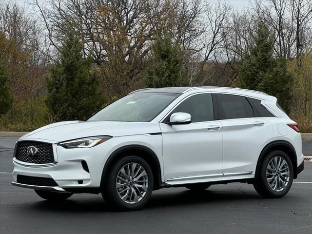 2025 INFINITI QX50 Luxe