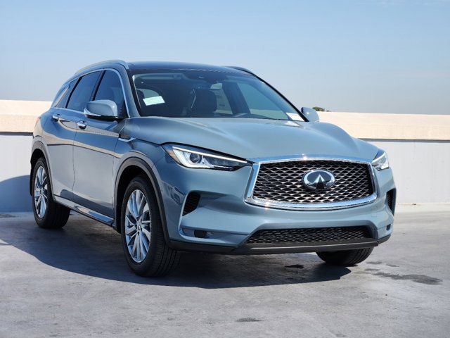 2025 INFINITI QX50 Luxe