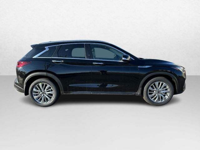 2025 INFINITI QX50 Luxe