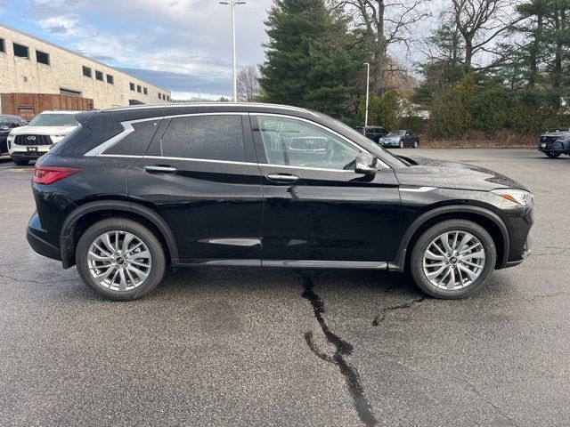 2025 INFINITI QX50 Luxe