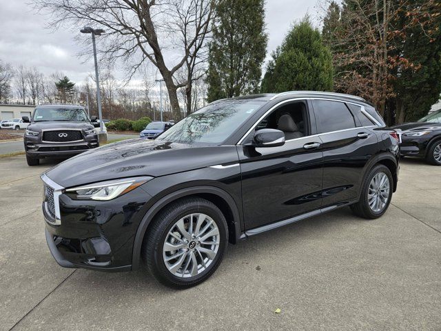 2025 INFINITI QX50 Luxe