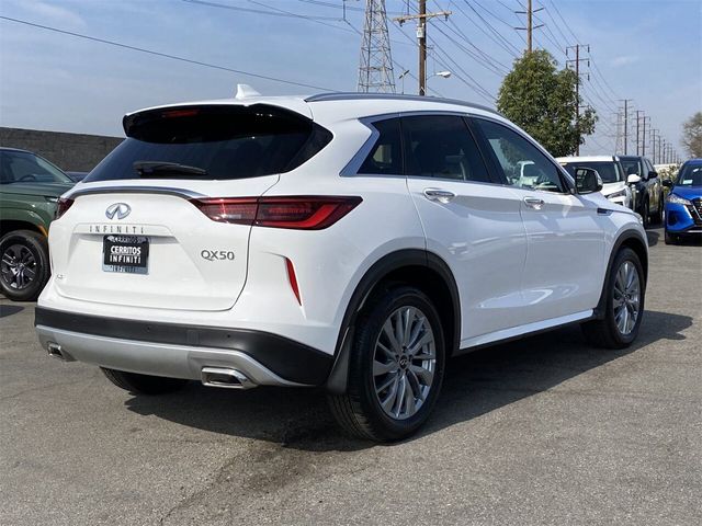 2025 INFINITI QX50 Luxe