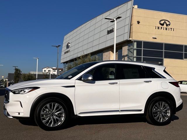 2025 INFINITI QX50 Luxe