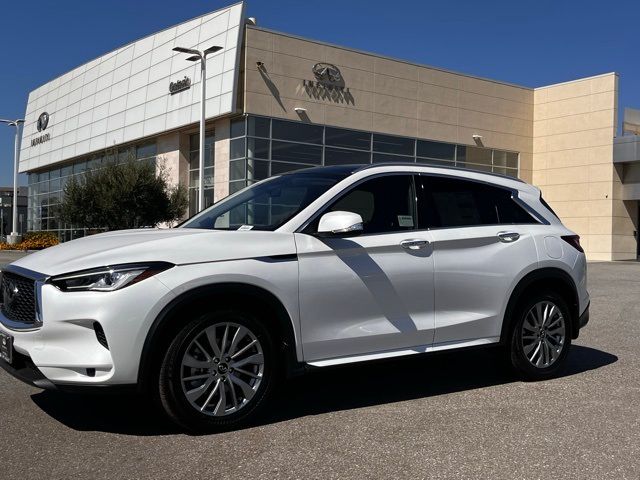 2025 INFINITI QX50 Luxe