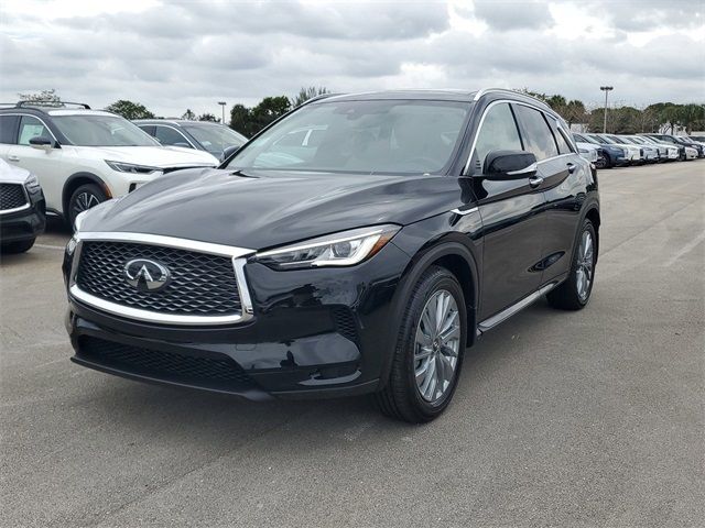 2025 INFINITI QX50 Luxe