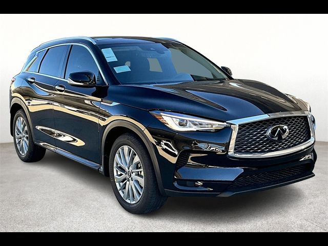 2025 INFINITI QX50 Luxe