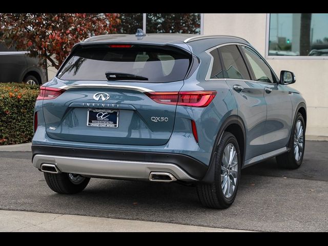 2025 INFINITI QX50 Luxe