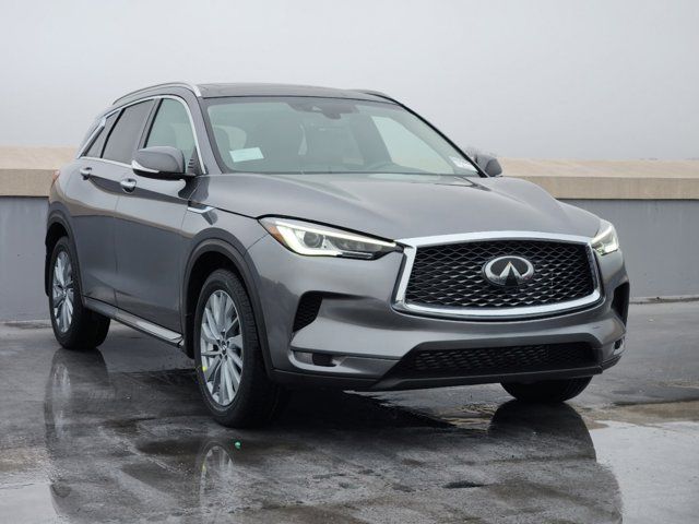 2025 INFINITI QX50 Luxe