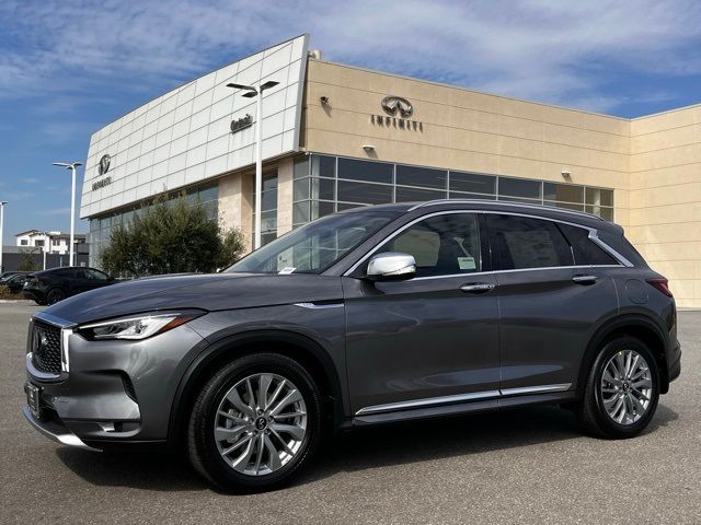 2025 INFINITI QX50 Luxe