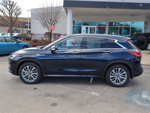 2025 INFINITI QX50 Luxe