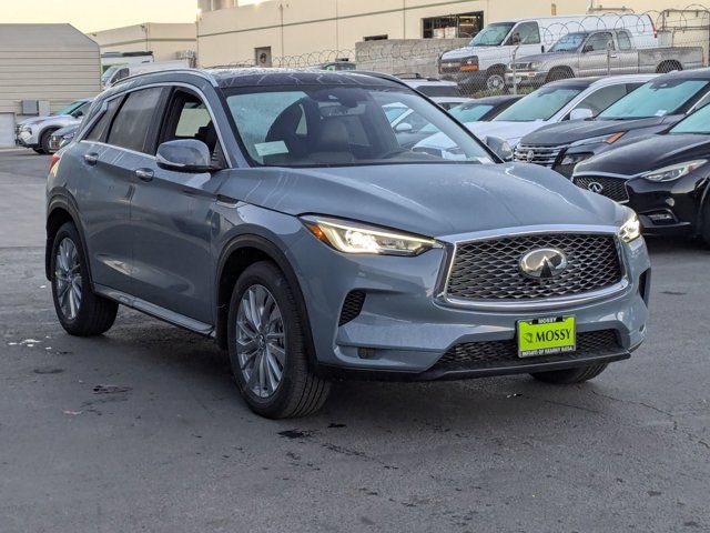 2025 INFINITI QX50 Luxe