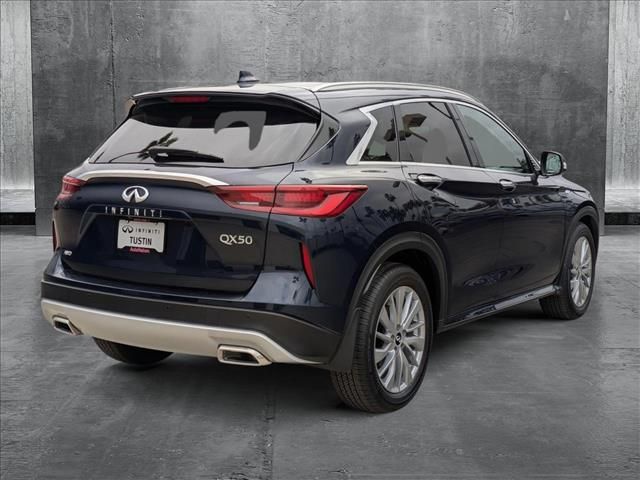 2025 INFINITI QX50 Luxe