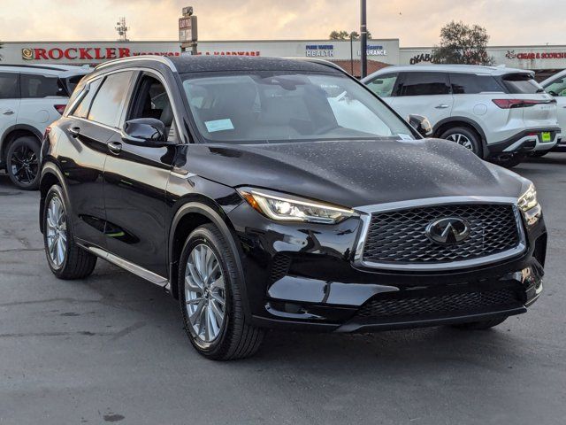 2025 INFINITI QX50 Luxe