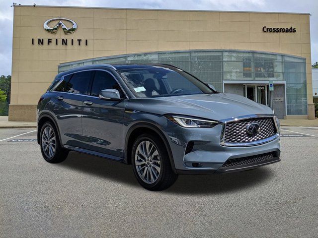 2025 INFINITI QX50 Luxe