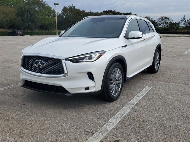 2025 INFINITI QX50 Luxe