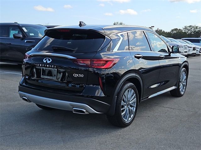 2025 INFINITI QX50 Luxe