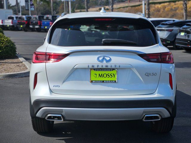 2025 INFINITI QX50 Luxe