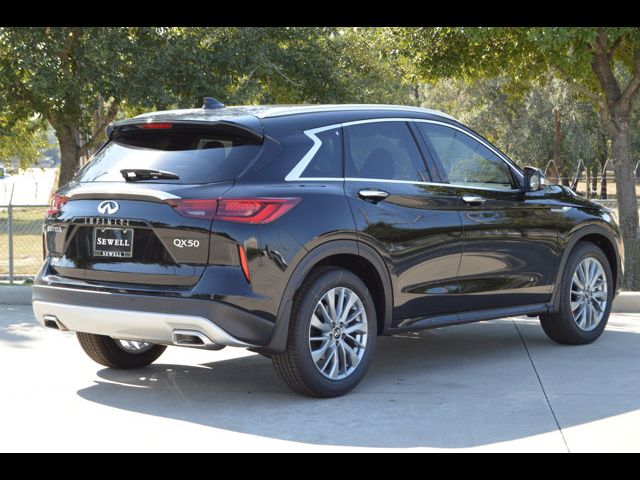 2025 INFINITI QX50 Luxe