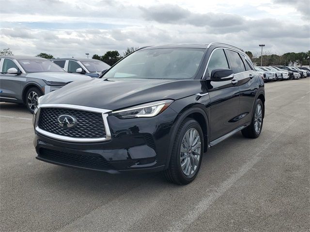 2025 INFINITI QX50 Luxe