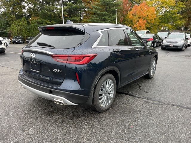 2025 INFINITI QX50 Luxe