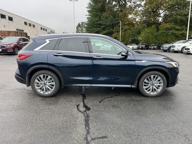 2025 INFINITI QX50 Luxe