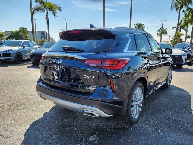 2025 INFINITI QX50 Luxe