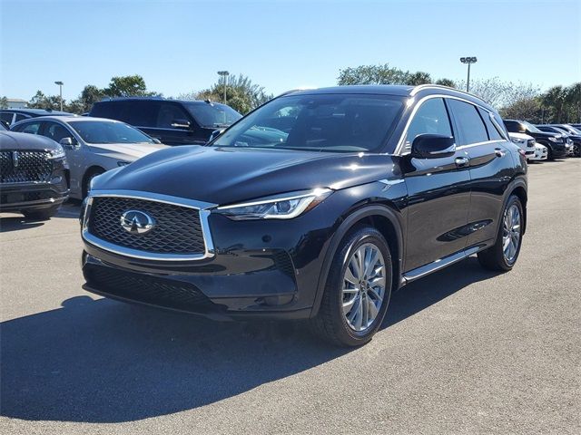 2025 INFINITI QX50 Luxe