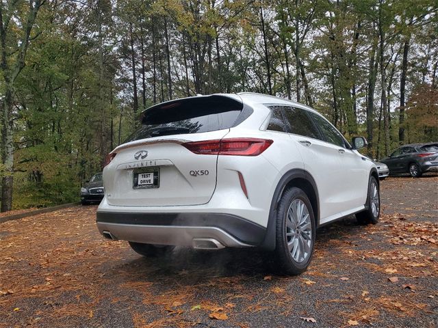 2025 INFINITI QX50 Luxe