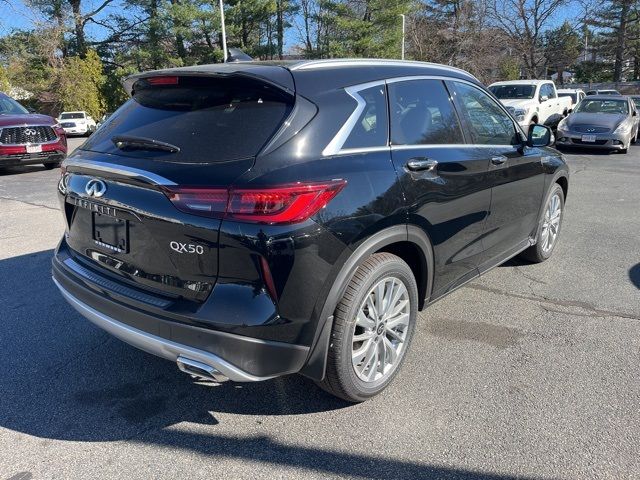 2025 INFINITI QX50 Luxe