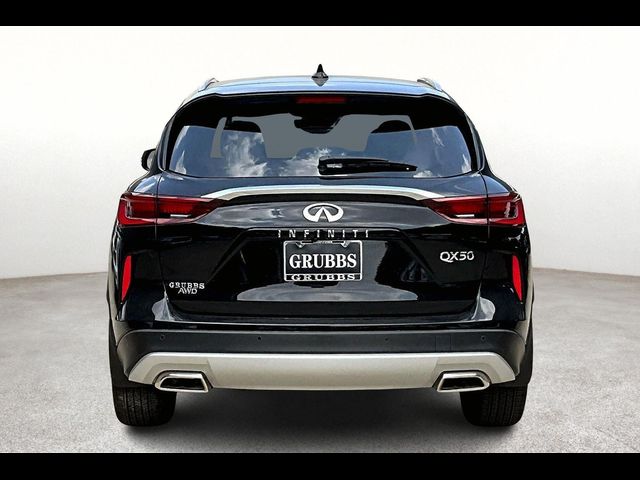2025 INFINITI QX50 Luxe