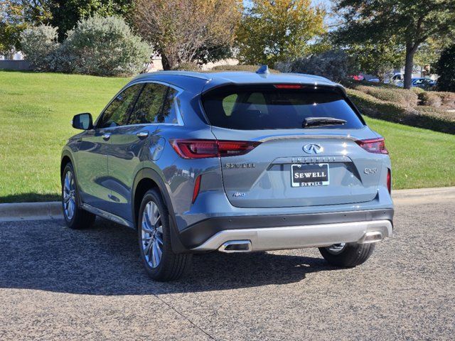 2025 INFINITI QX50 Luxe