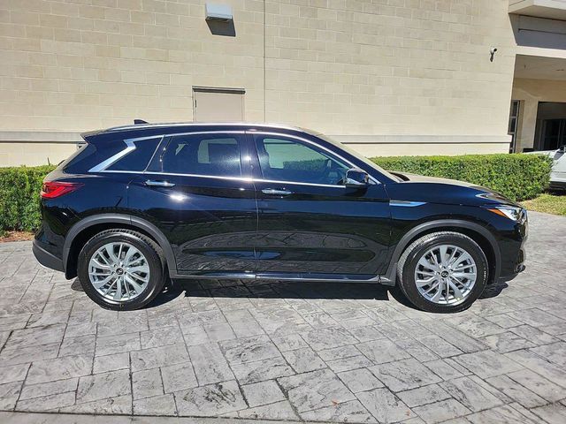 2025 INFINITI QX50 Luxe