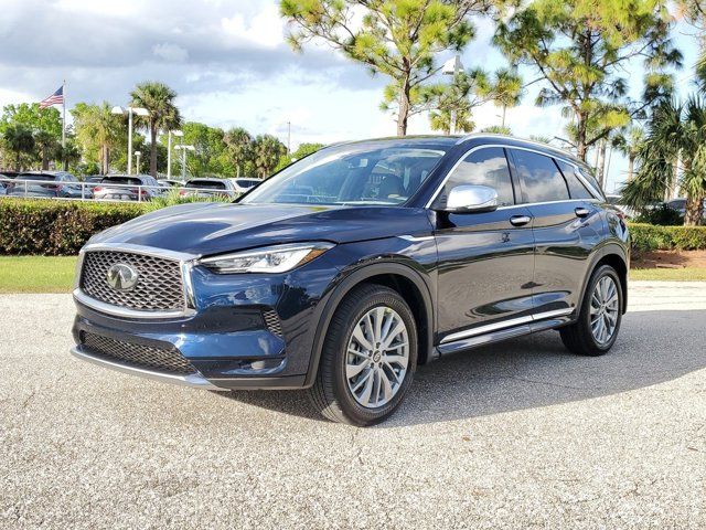 2025 INFINITI QX50 Luxe