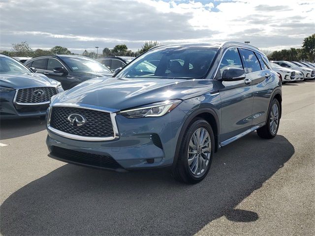 2025 INFINITI QX50 Luxe