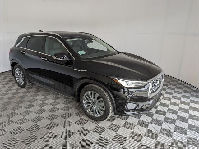 2025 INFINITI QX50 Luxe